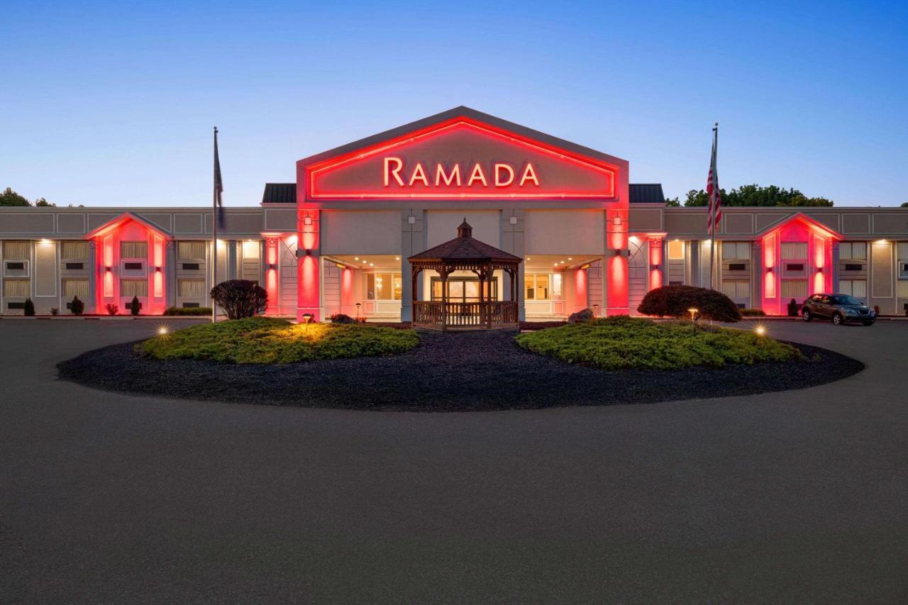 ホテル ラマダ バイ ウィンダム ホワイトホール アレンタウン エクステリア 写真